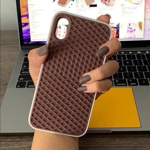 NEW iPhone X / XS / XS MAX Vans Rubber Waffle Case - Picture 6 of 8